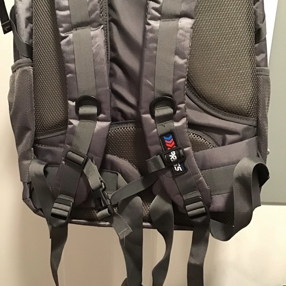 New York XPress Camping/Hiking Daypacks 8013 Navy NWT